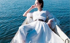 白祙女生手脚被绑TK的微博